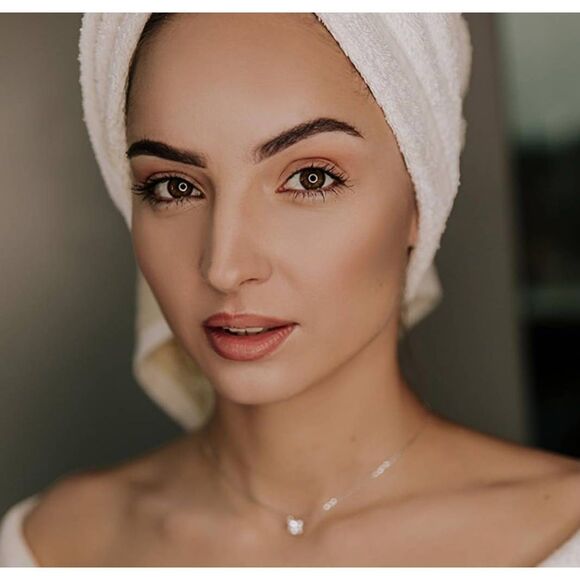 Revolution Beauty Ultra Bronze Blush Palette - Picture 4 of 6